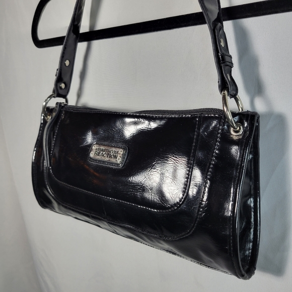 Kenneth Cole Reaction black vinyl baguette shoulder bag - Picture 2 of 8
